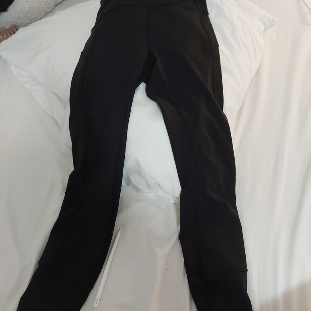 Black leggings